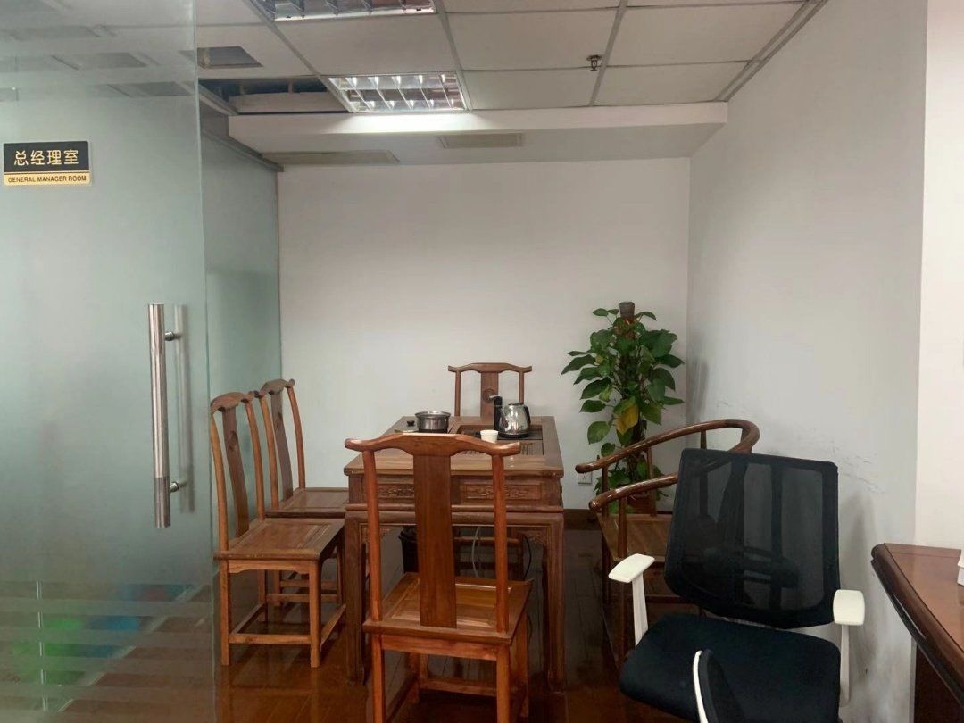 普陀曹杨中关村科技大厦170精装修带家具拎包入住