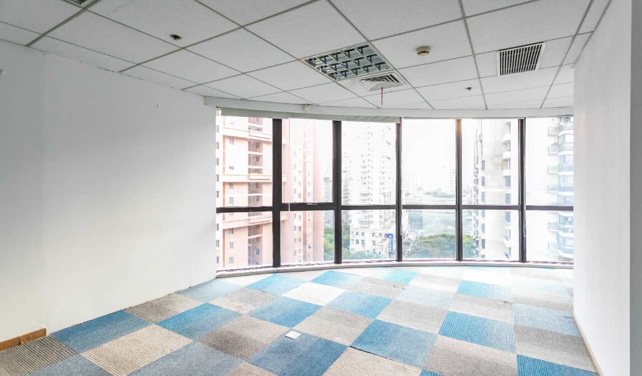 东吴证券大厦成熟商圈、配套齐全、价格可谈。高性价比！