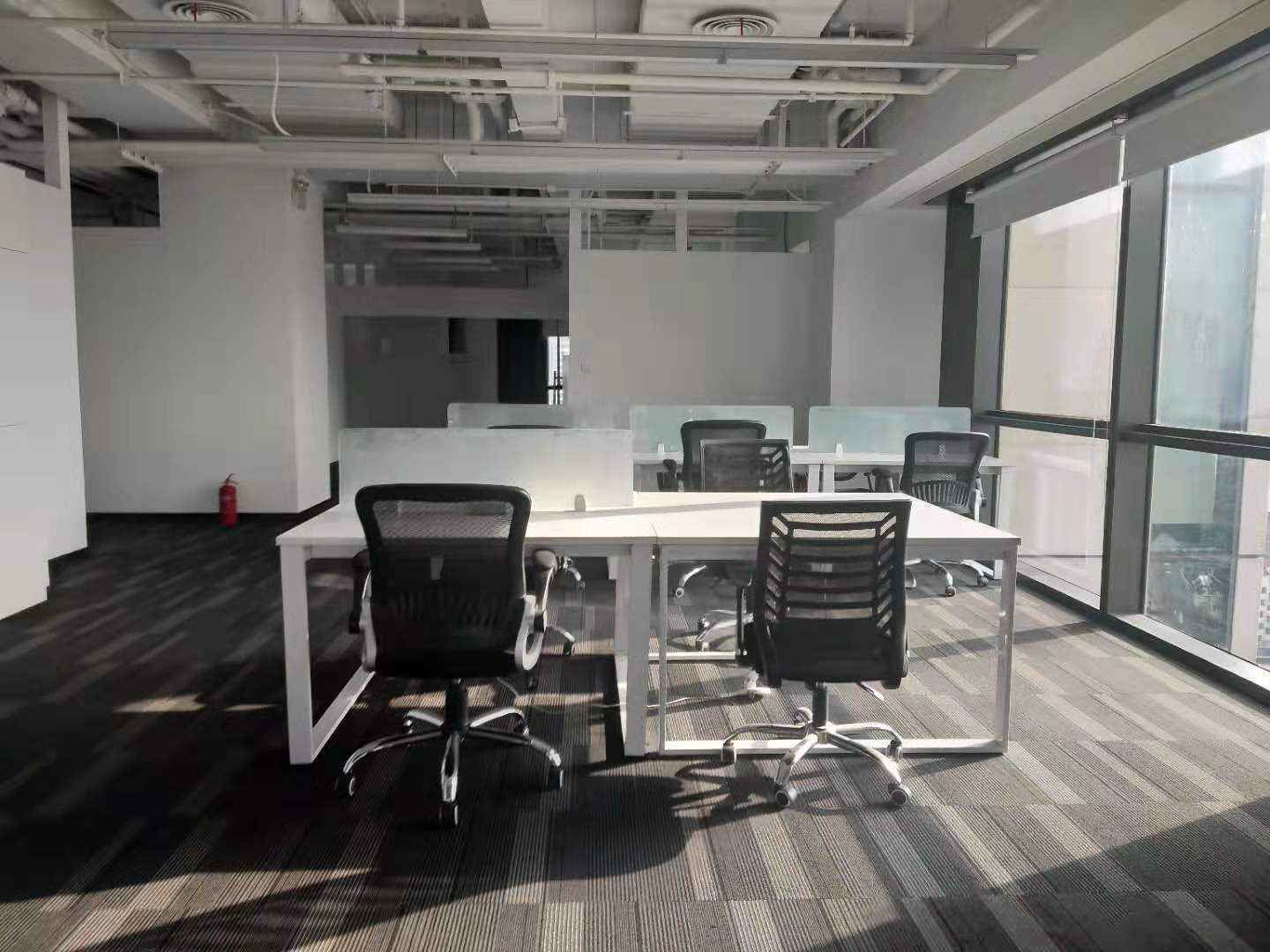 SOHO复兴广场392平米办公室出租_8.90元/m²/天