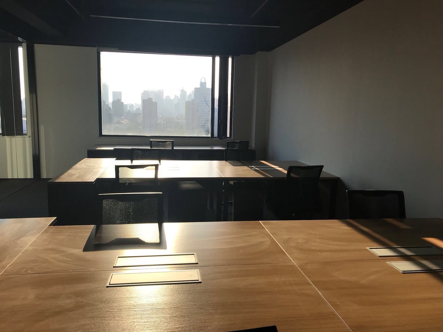 陆家嘴金融街区联洋芳甸路地铁口，陆家嘴金融街区　