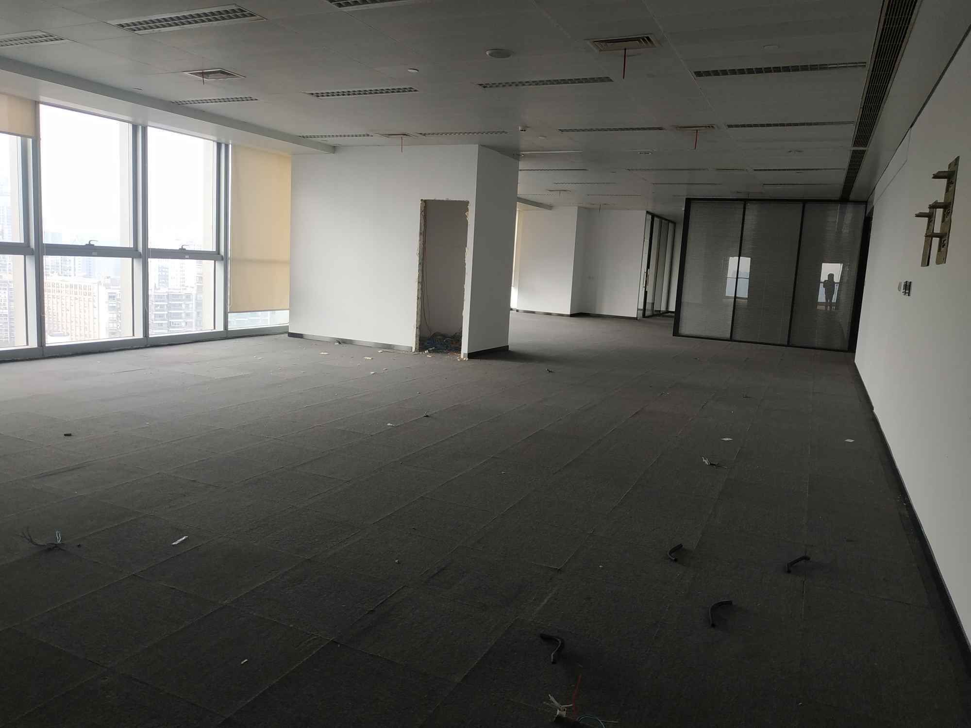 普陀区曹杨路长城大厦，面积多选，朝南户型方正