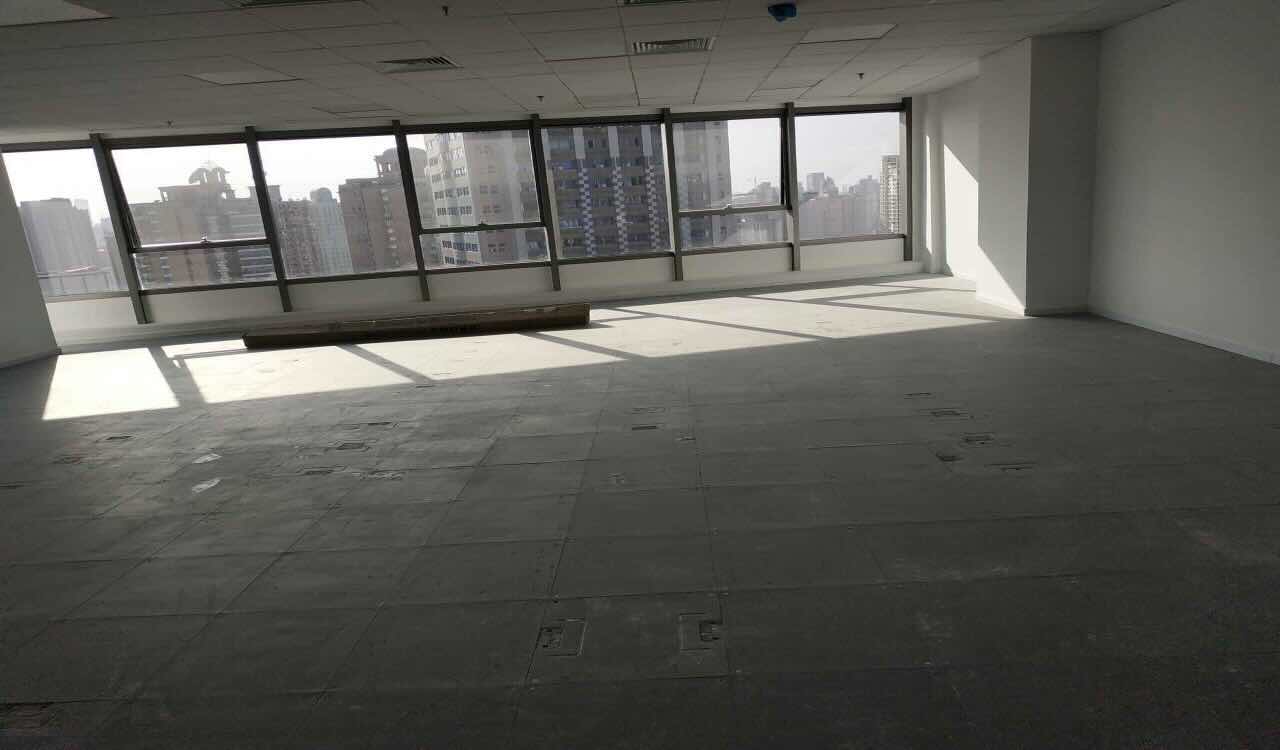 长寿路友力国际大厦，190平米中等装修