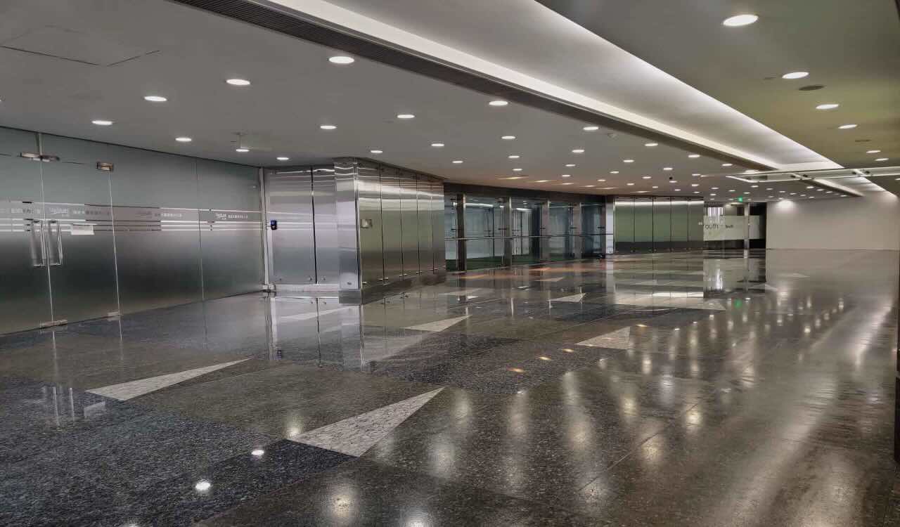 陆家嘴浦发大厦，整层商业面积出租