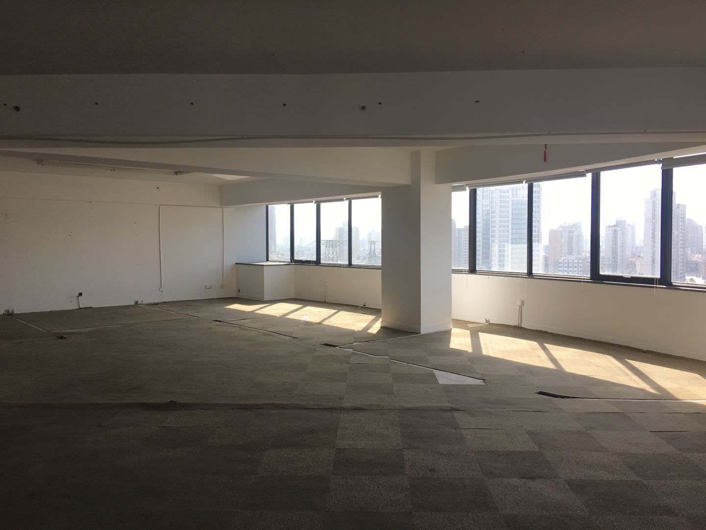 汇泉大厦779平米办公室出租_3.35元/m²/天