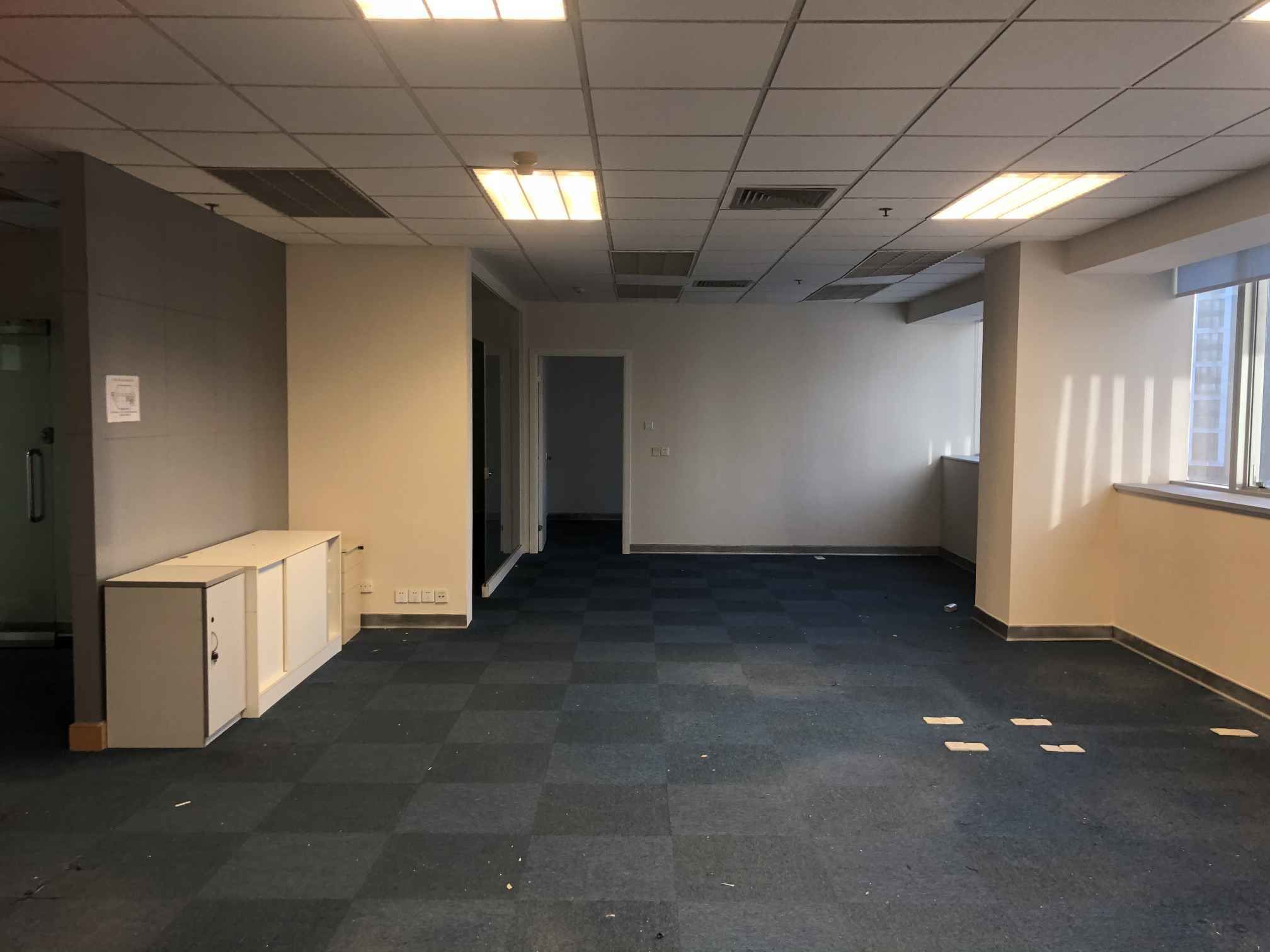东方国际大厦虹桥开发区，娄山关东方国际大厦