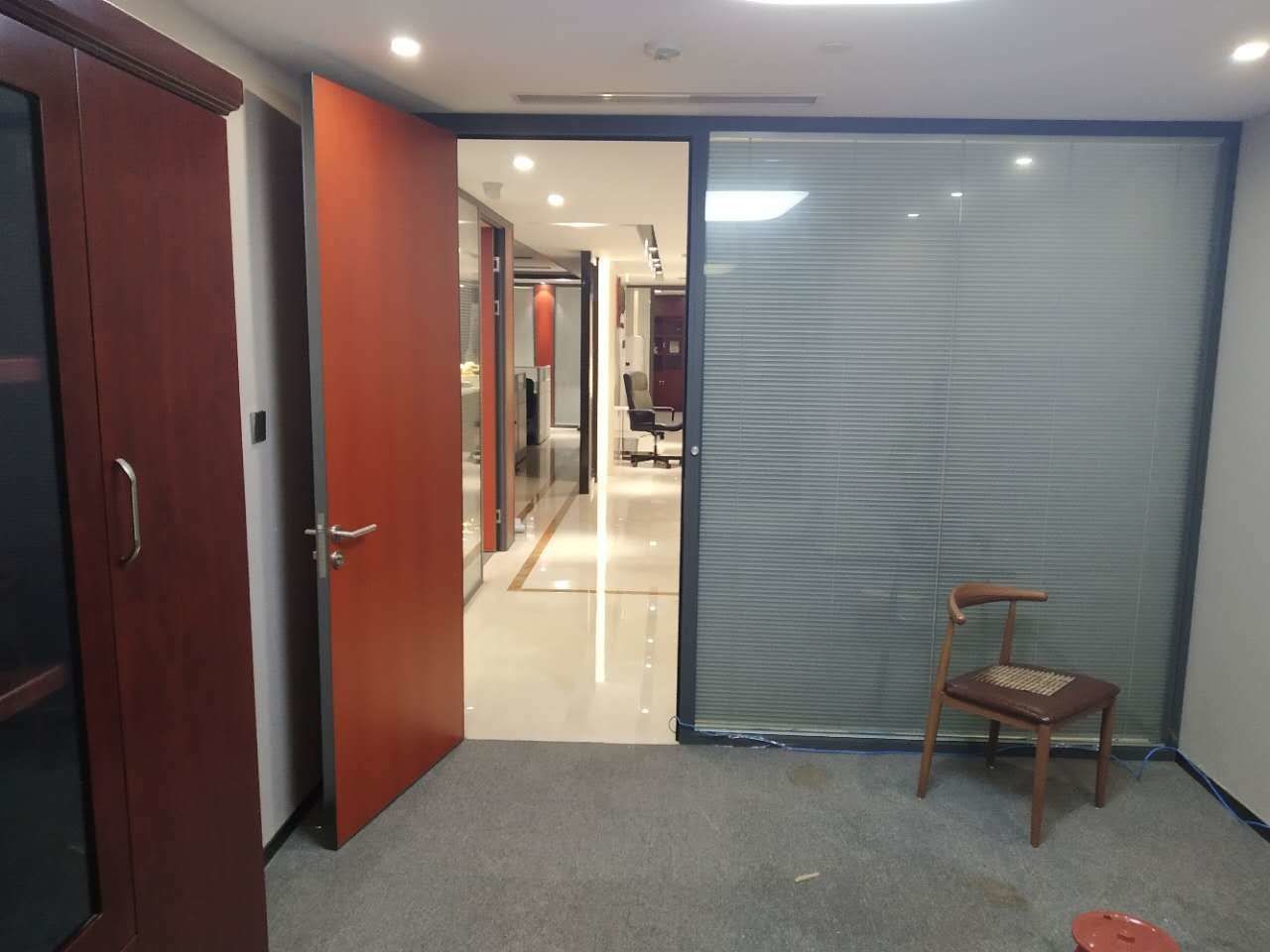 远东国际广场精装修带家具拎包办公随时看房