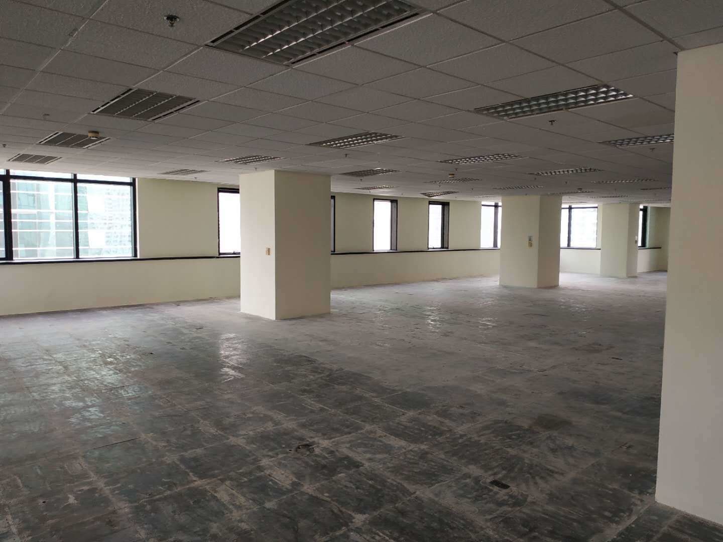 安泰大楼虹桥开发区安泰大厦，标准交付，全景落地窗