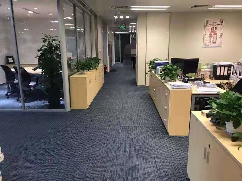 SOHO中山广场虹桥路地铁站精装全配带家具拎包办公