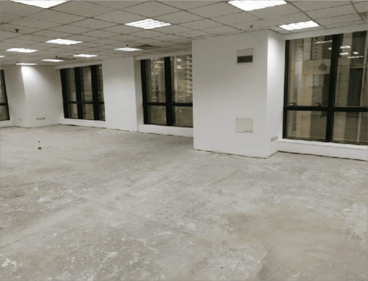 长峰中心2号线，标准交付，户型方正无柱，高区采光好