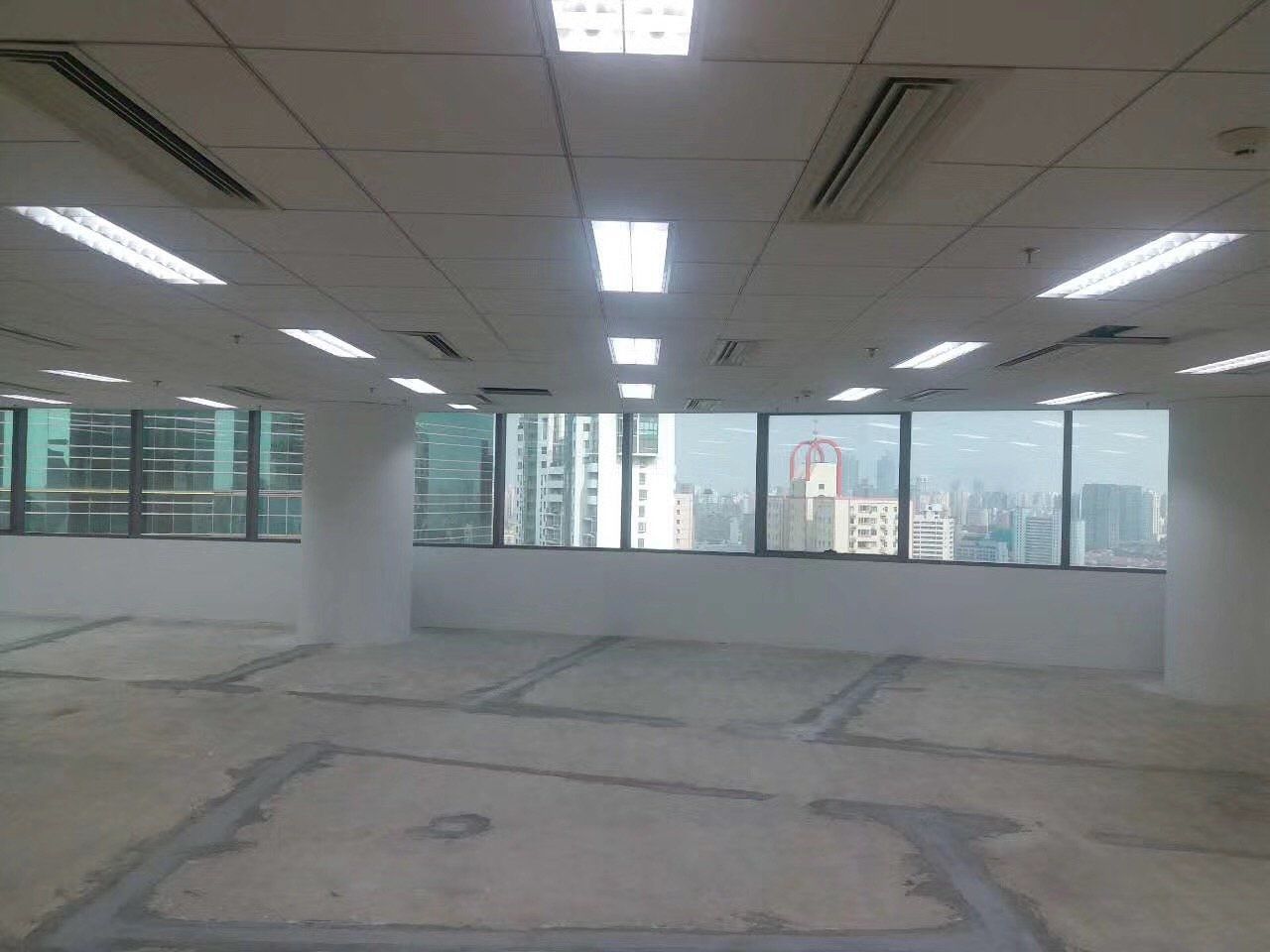 虹桥南丰城虹桥南丰城，2号线连接，465平米对外出租。