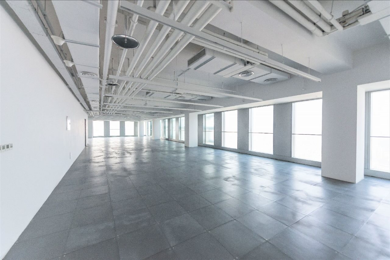 SOHO天山广场soho天山广场　精装带家具　房型方正　正对电梯