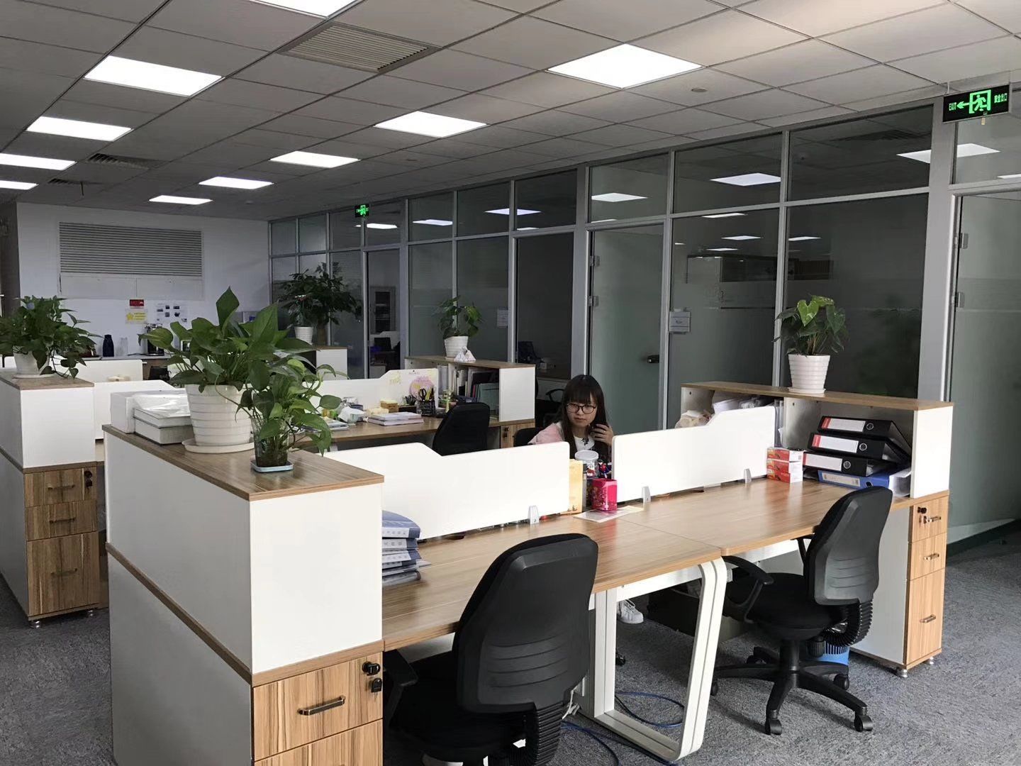 SOHO中山广场精装带家具，地铁3/4/10号线虹桥路