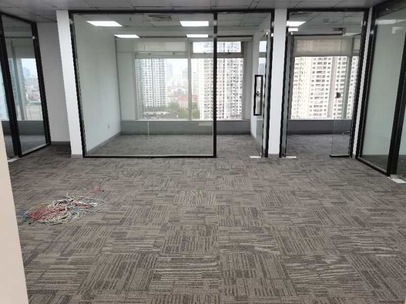 仲盛金融中心仲盛金融中心139平，精装修，近地铁，拎包入住，独立隔
