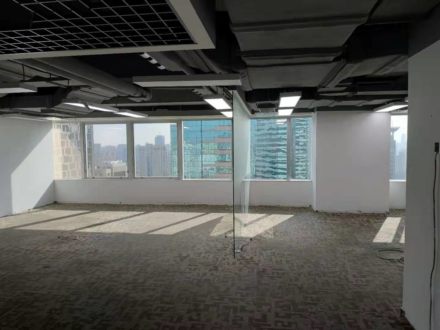 香港广场淮海路香港广场198㎡高区，成熟商圈　