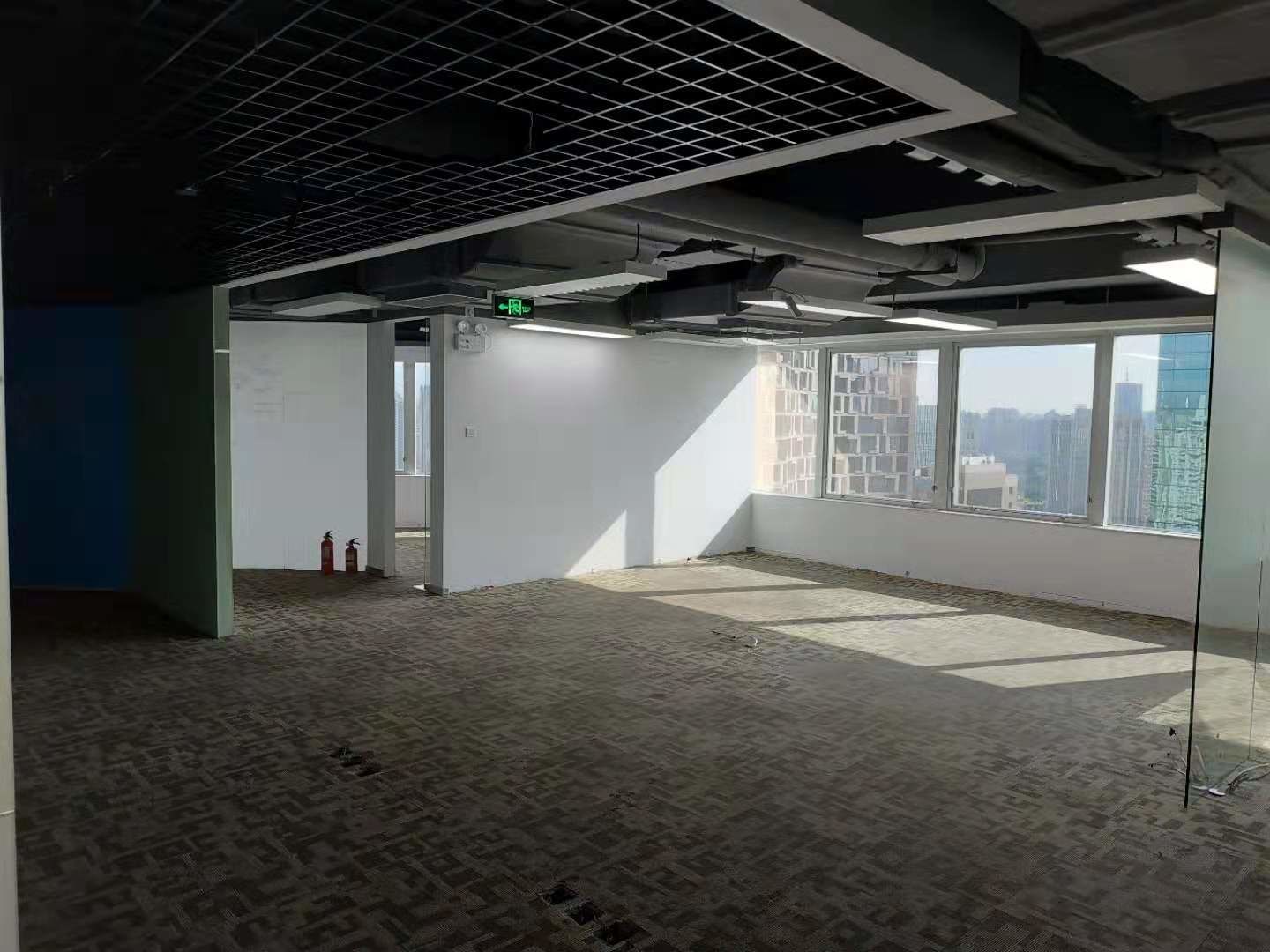 香港广场淮海路香港广场198㎡高区，成熟商圈　