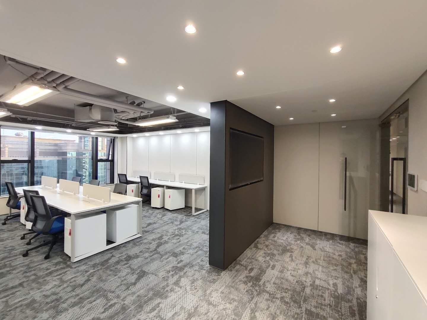 香港新世界大厦（K11)黄浦 香港新世界大厦（K11) 252平米 精装修