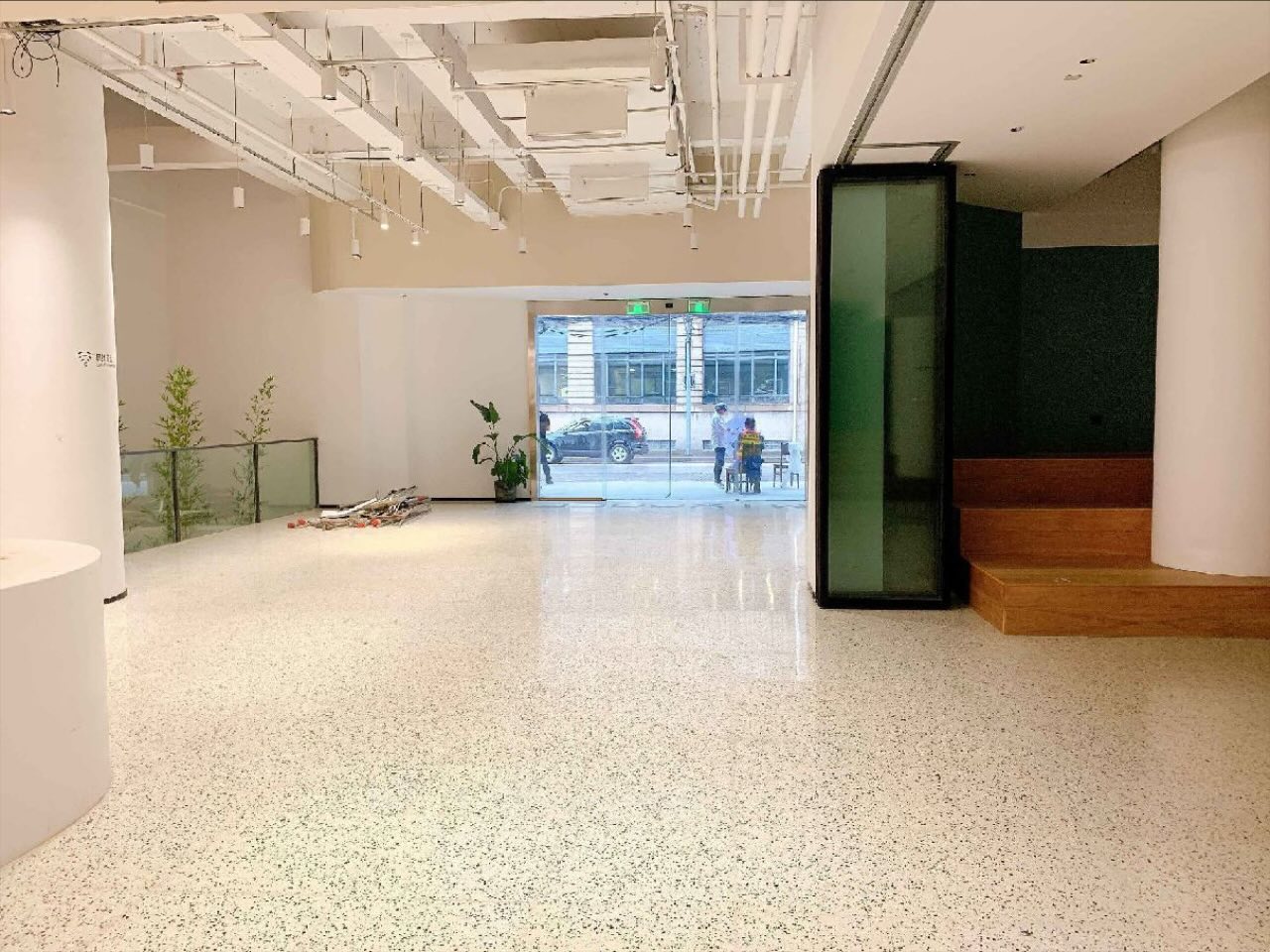 申华金融大厦545平米办公室出租_5.37元/m²/天