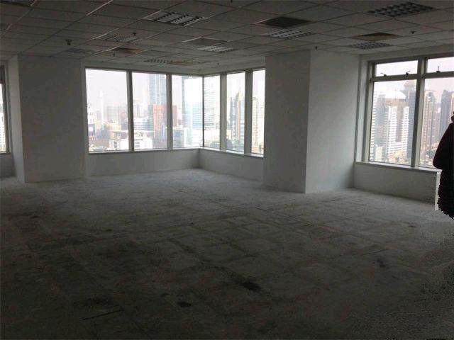 淮海中路，力宝广场，211平米