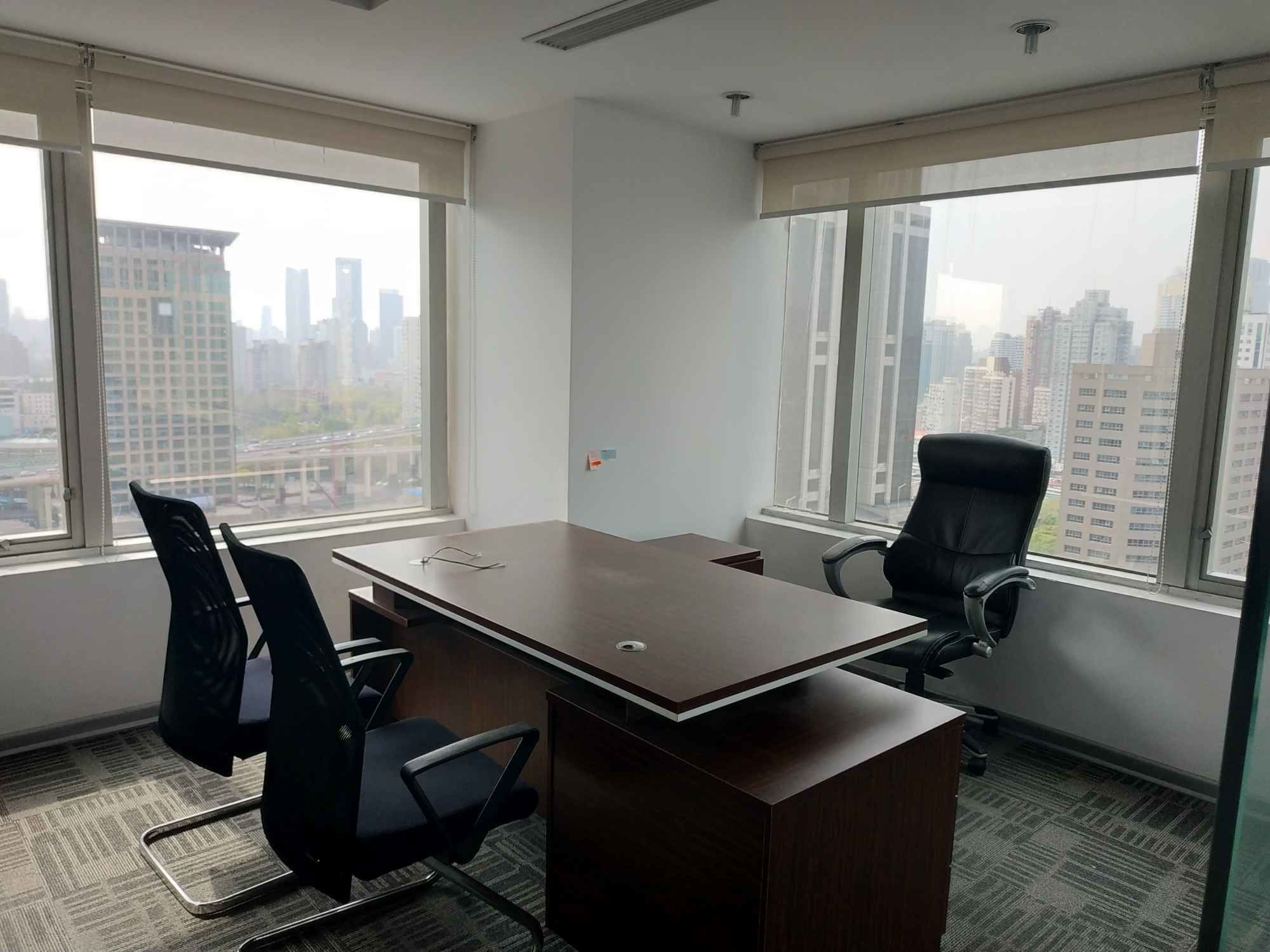 香港广场淮海中路 香港广场 365平 精装修带家具 VR看房