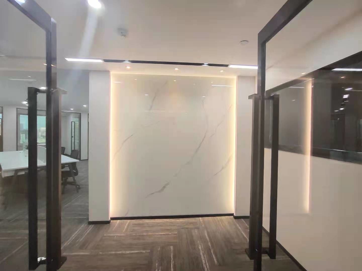 香港广场淮海中路 香港广场 250平米 精装修