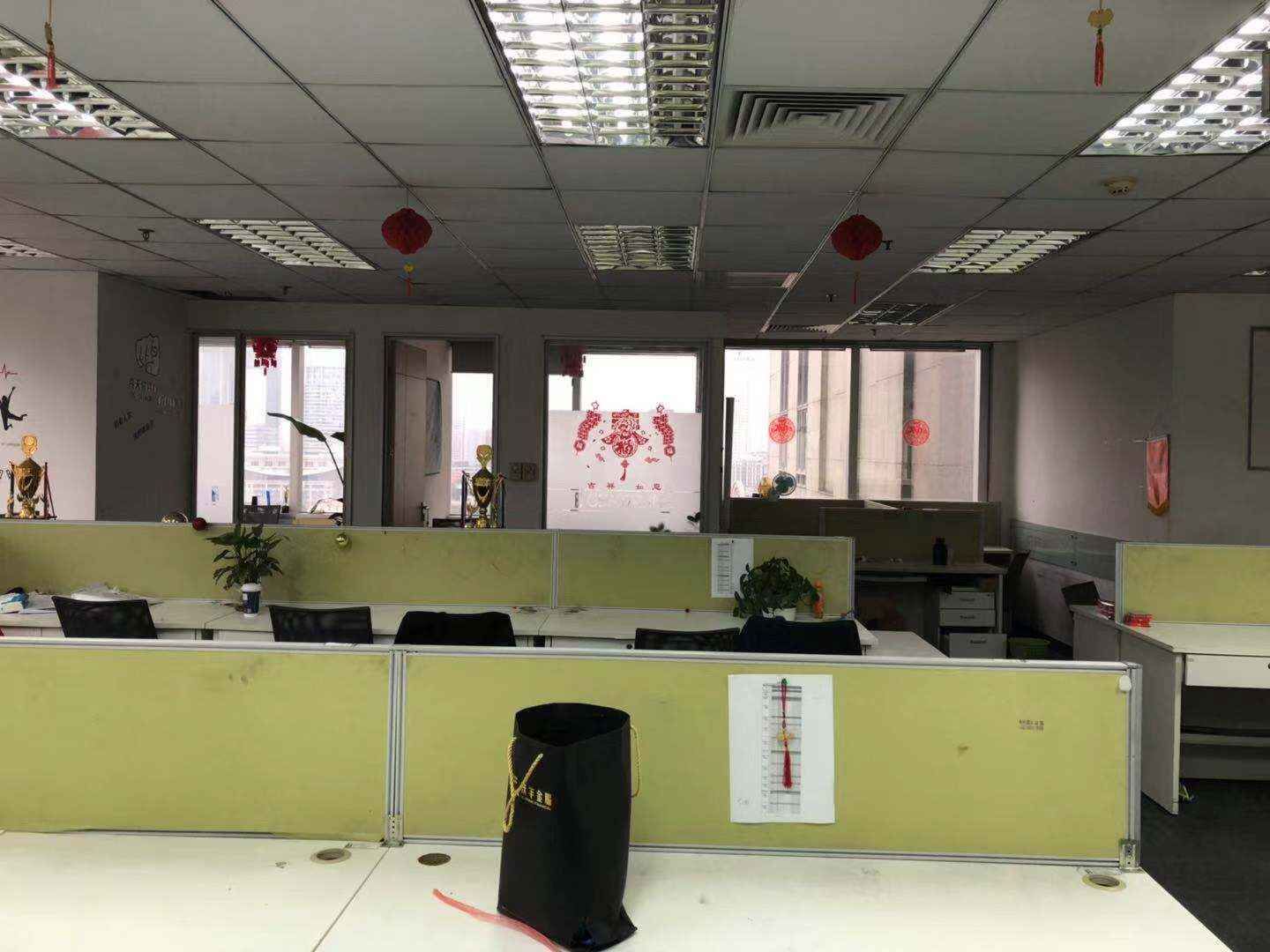 黄浦 上海广场 396平米 中等装修