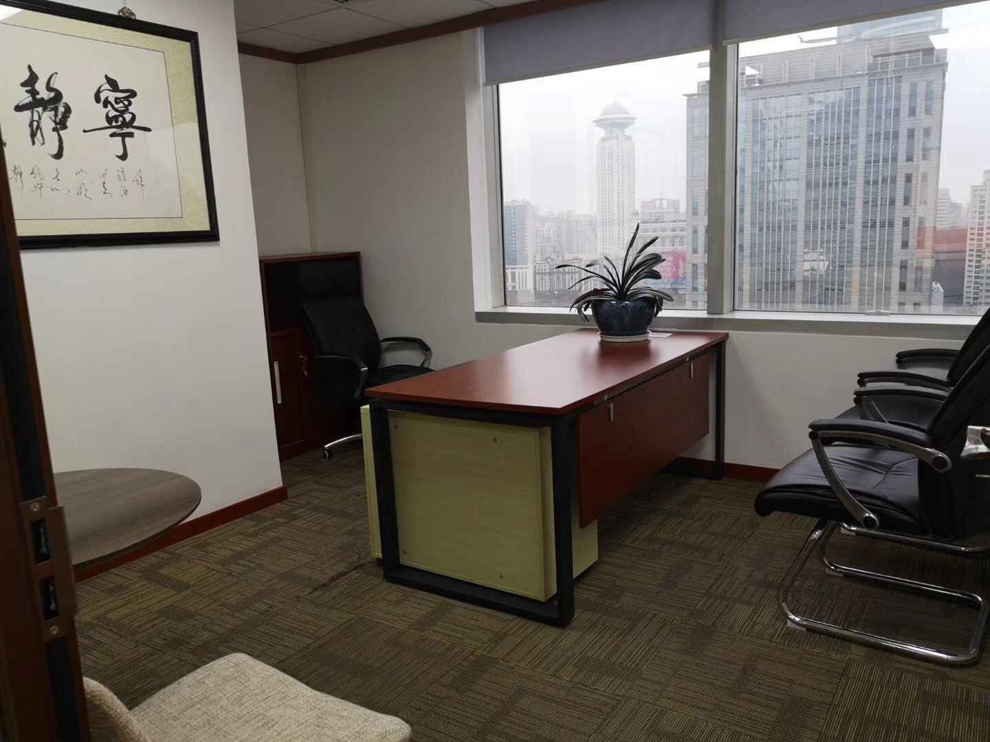 港陆广场248平米办公室出租_6.79元/m²/天