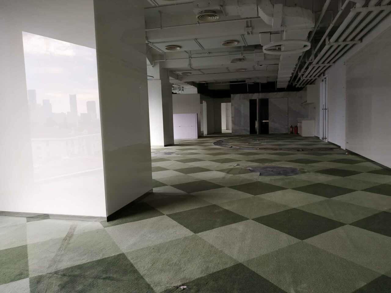 SOHO复兴广场335平米办公室出租_7.71元/m²/天