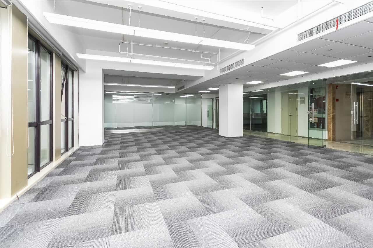 东吴证券大厦92平米办公室出租_5.00元/m²/天