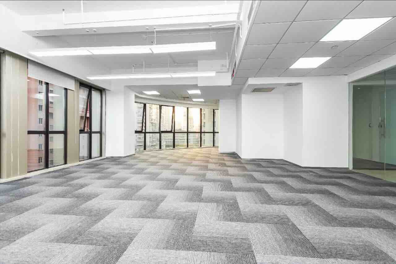 东吴证券大厦124平米办公室出租_4.70元/m²/天
