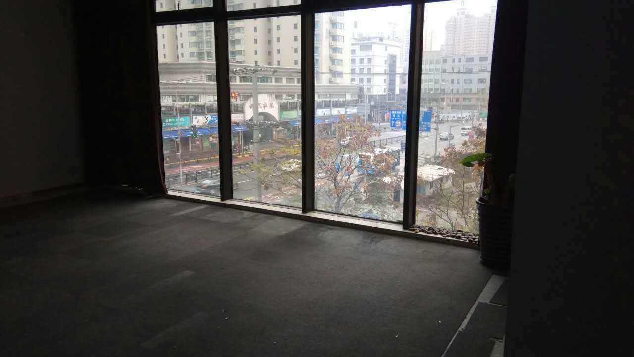 黄浦 东吴证券大厦 124平米 中等装修