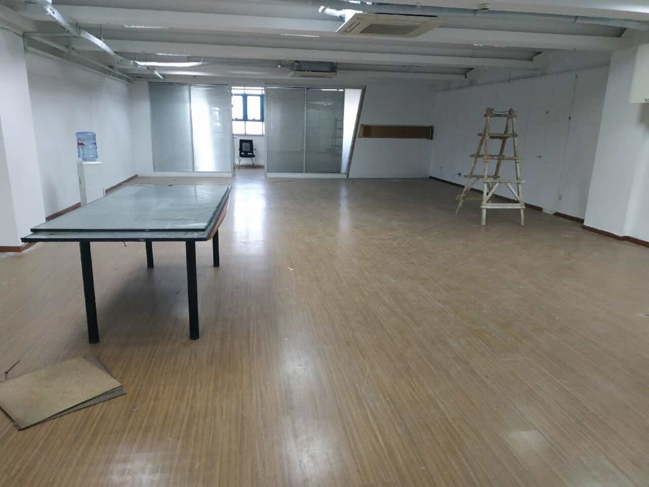 新桥大厦黄浦 新桥大厦 203平米 简装修