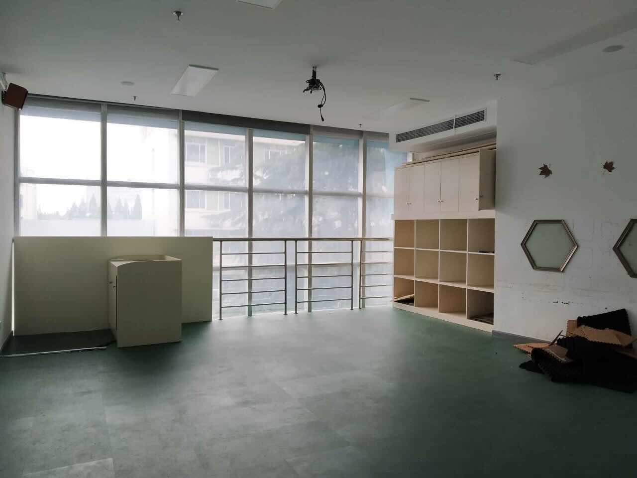 摩登设计谷徐汇 摩登设计谷 586平米 简装修