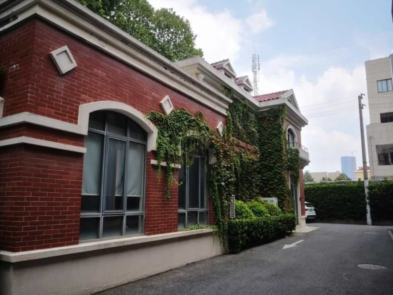 杰初智园（徐汇文化影视创意园）徐汇 杰初智园（徐汇文化影视创意园） 636平米 中等装修