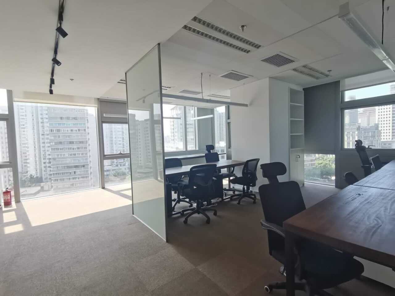 徐汇 上海电影广场 346平米 简装修