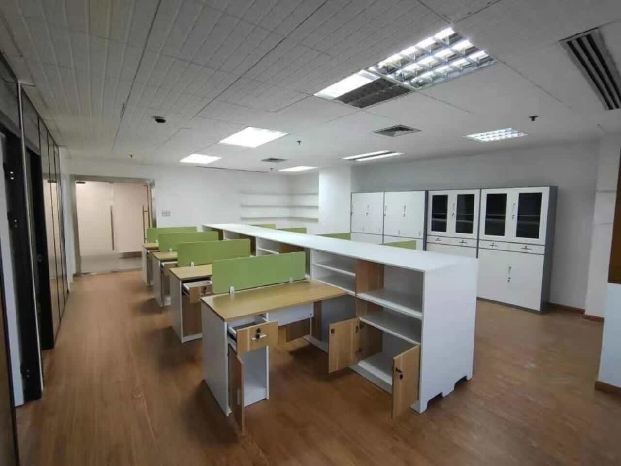 青松城大酒店商务楼徐汇 青松城大酒店商务楼 88平米 精装修