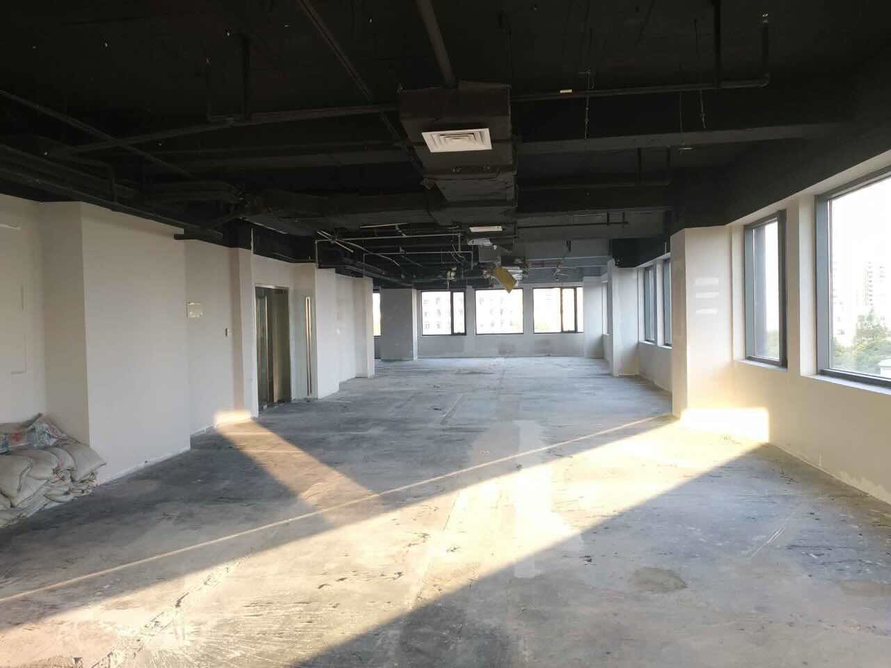 新漕河泾大厦徐汇 新漕河泾大厦 202平米 简装修
