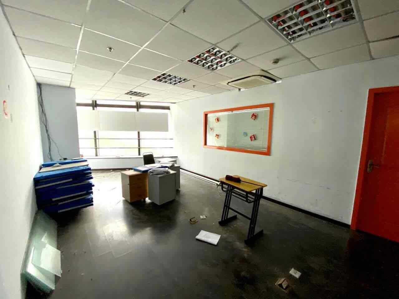 华京商务大厦徐汇 华京商务大厦 222平米 精装修