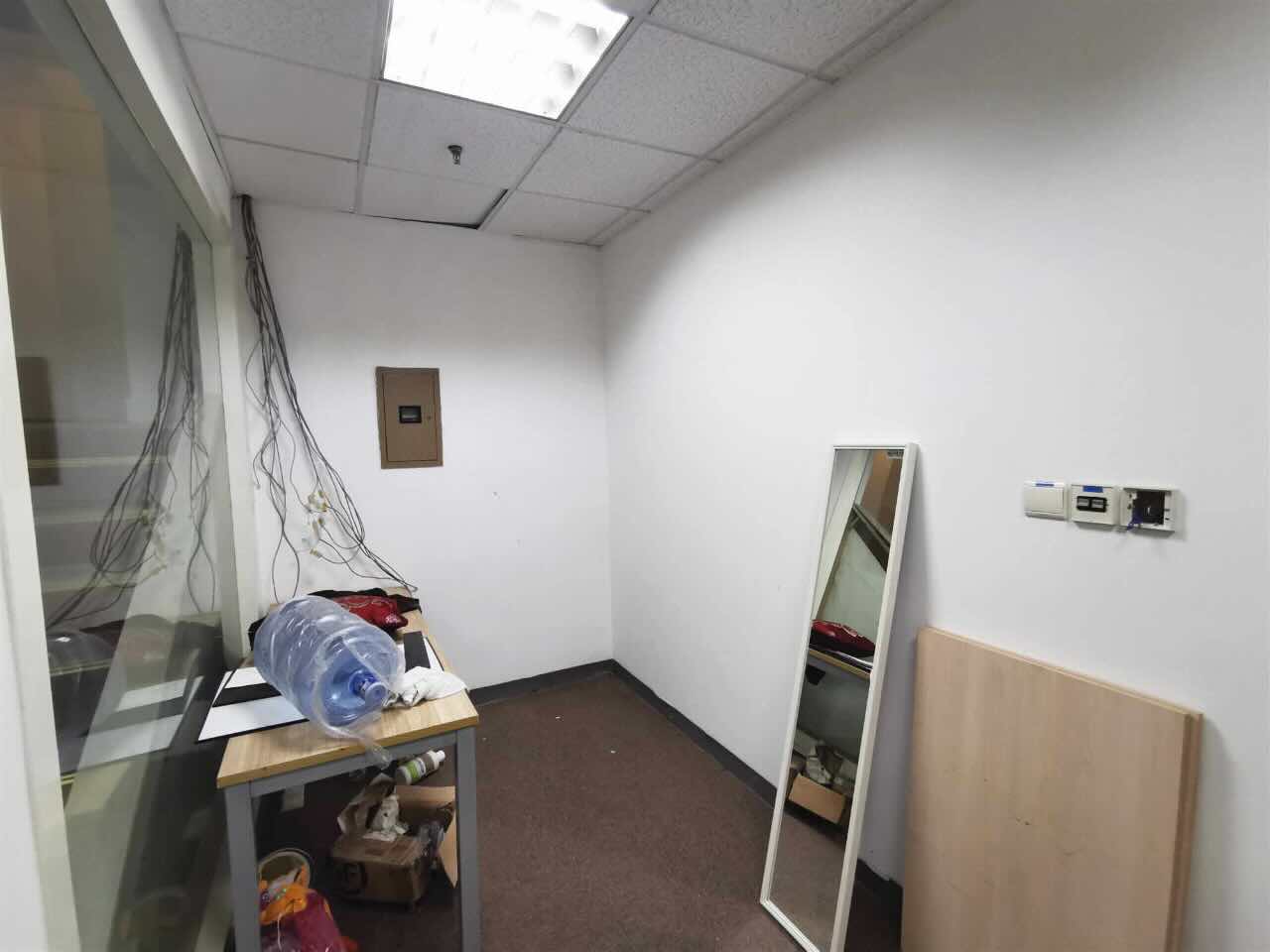 环中商厦徐汇 环中商厦 85平米 中等装修