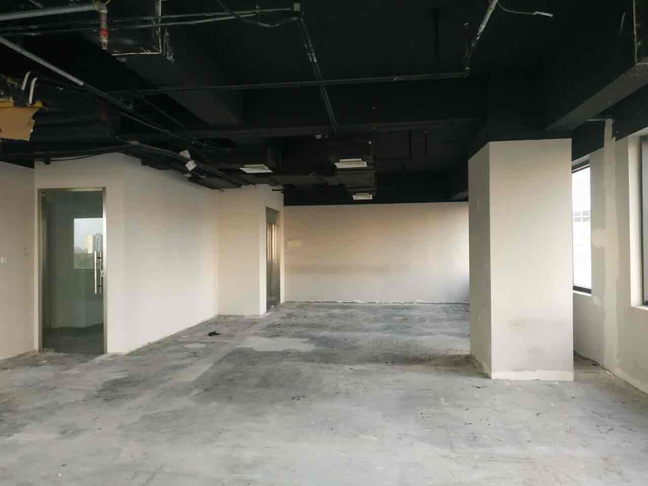 新漕河泾大厦202平米办公室出租_3.80元/m²/天
