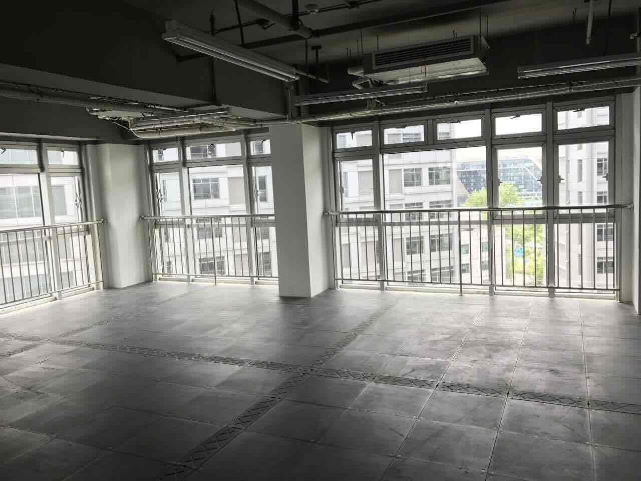 徐汇 S569上海服装数字化创意园 230平米 精装修
