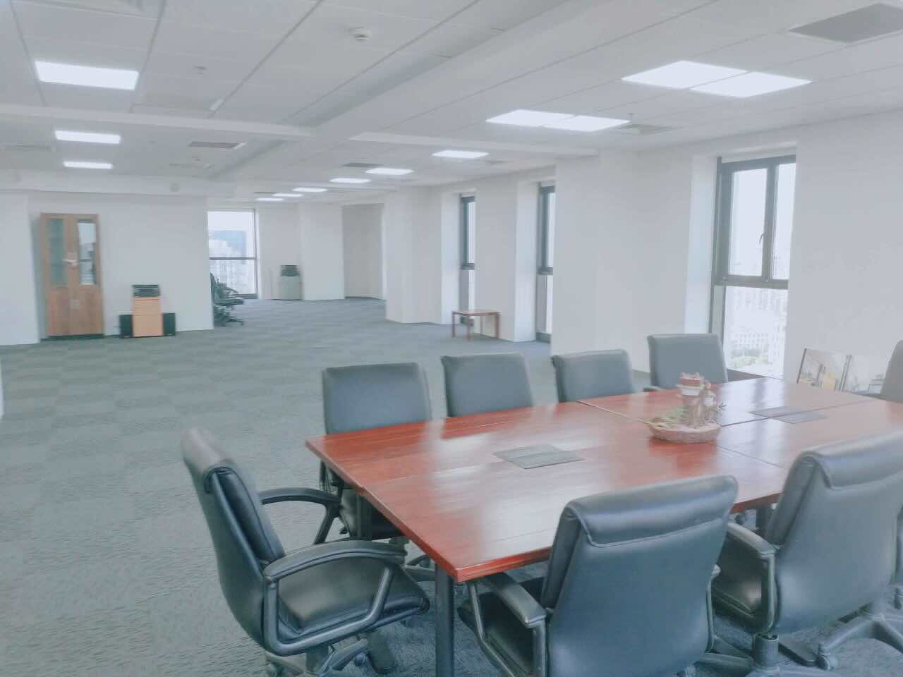 宝溢丰大厦徐汇 宝溢丰大厦 379平米 简装修