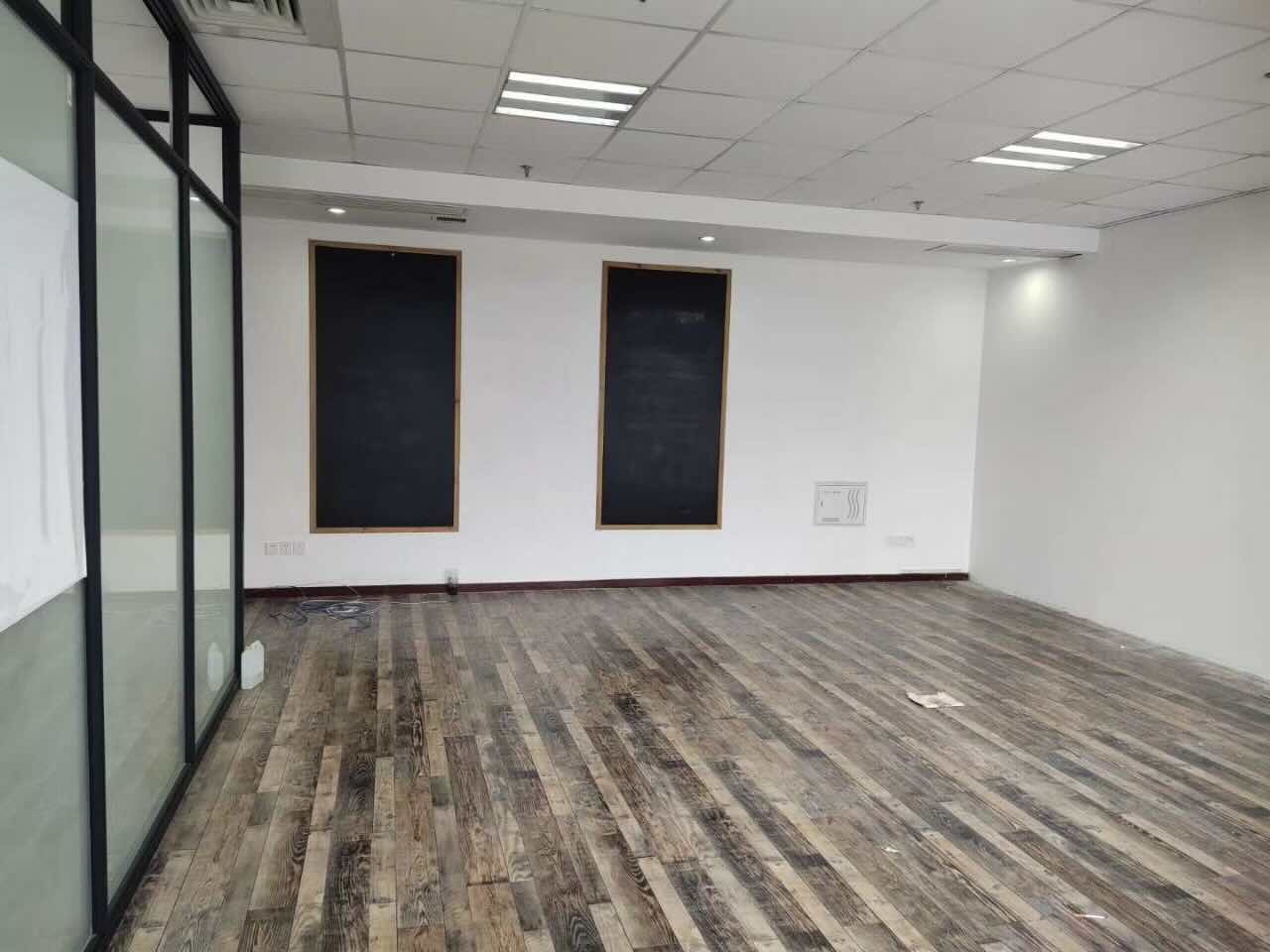 环球大厦南翔 环球大厦 100平米 精装修