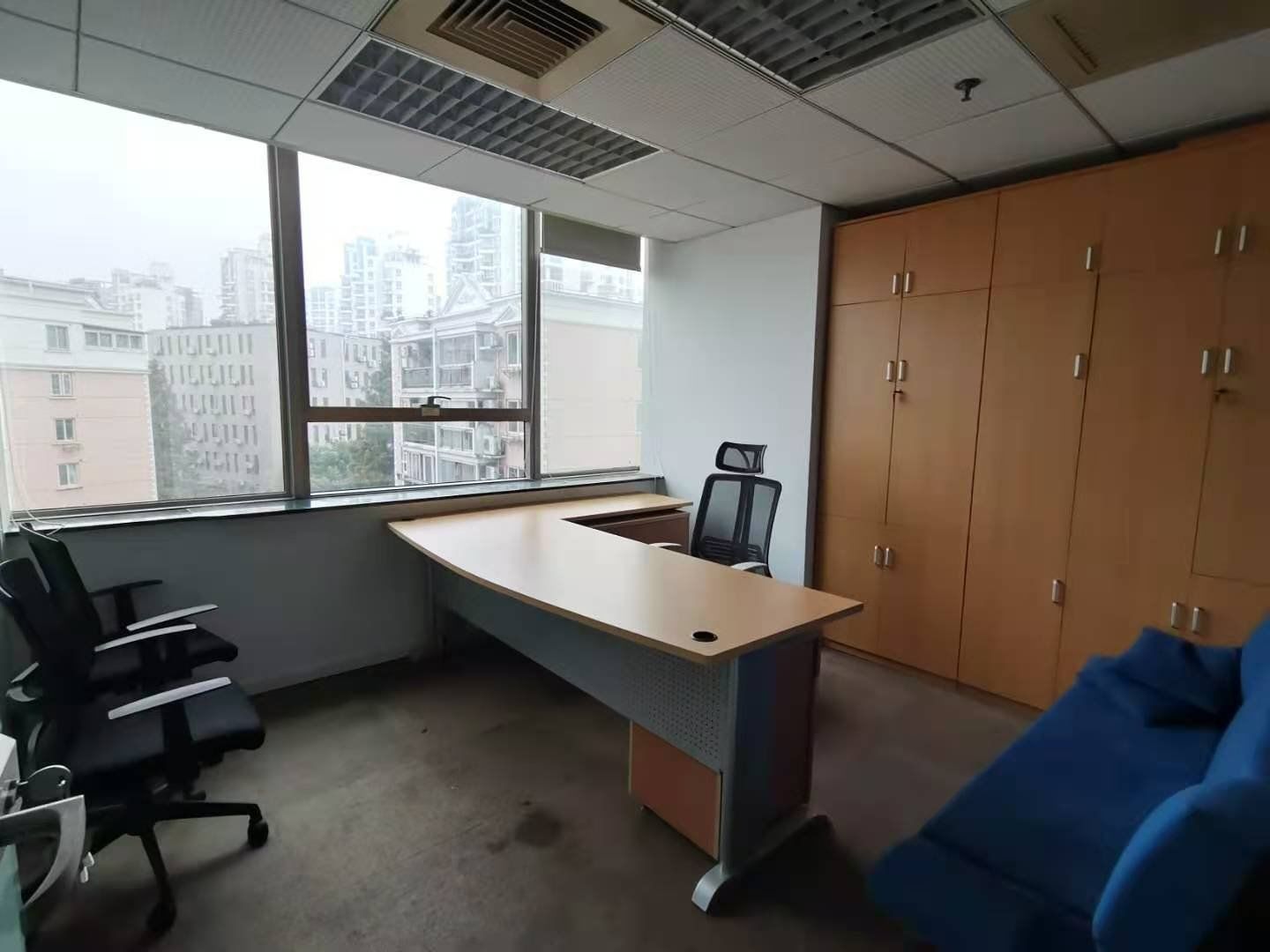 兆丰环球大厦徐汇宜山路，兆丰环球97平精装修带家具，多套可选