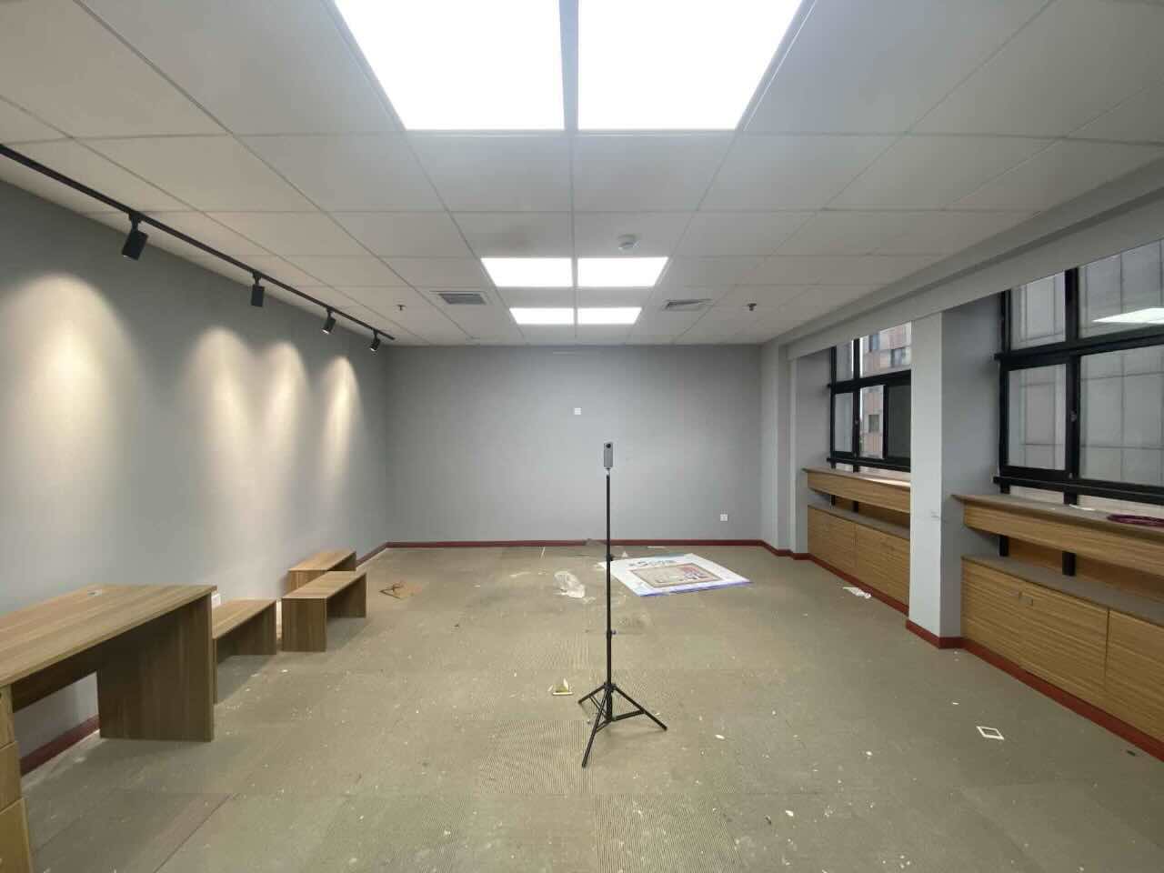 申亚金融广场长宁 申亚金融广场 62平米 中等装修