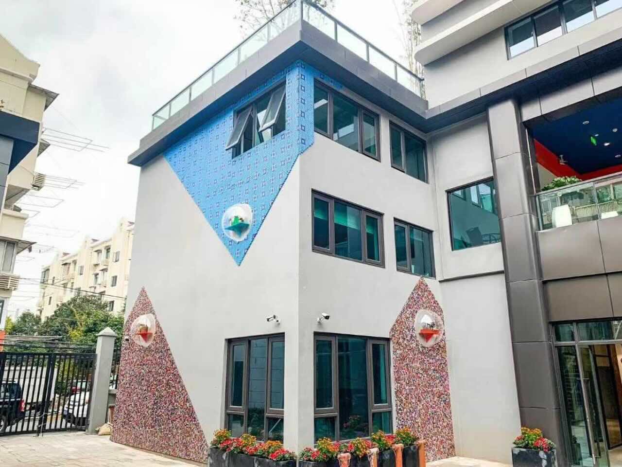 长宁 趣办上服虹桥创意园区TCAT 302平米 简装修