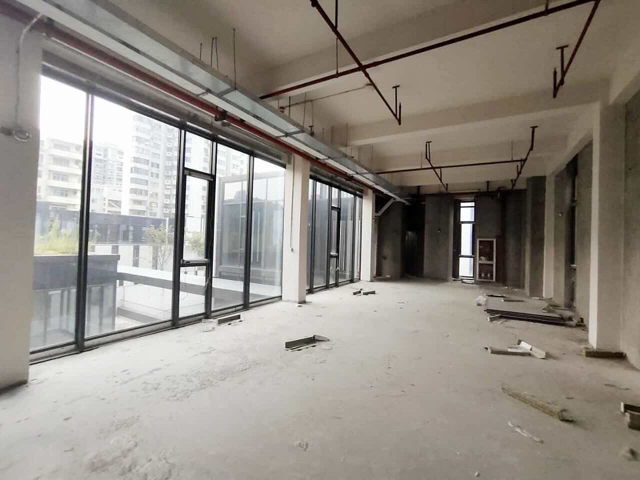 嘉地商务中心二期静安 嘉地商务中心二期 295平米 精装修