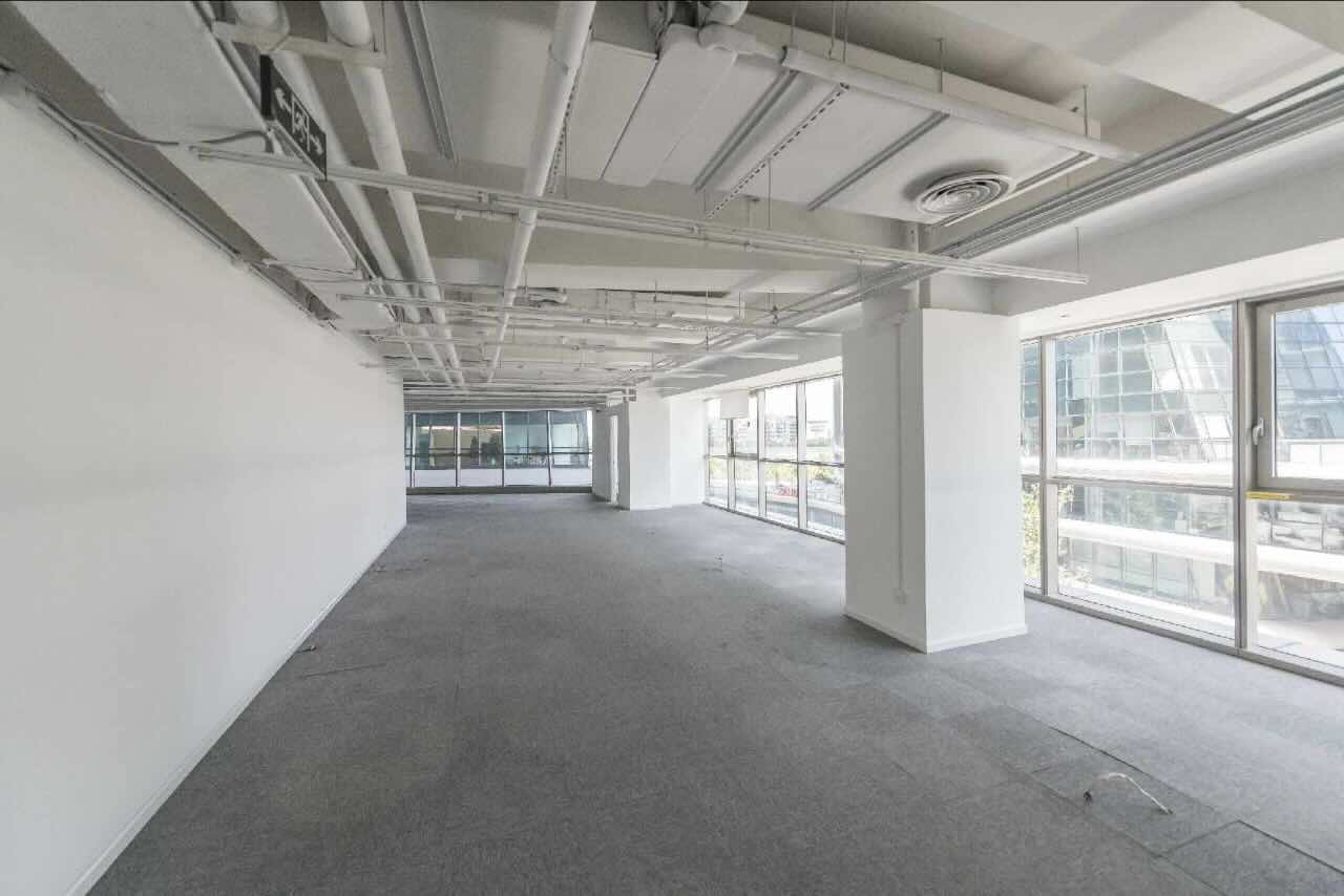 天会商务广场(凌空SOHO)长宁 天会商务广场(凌空SOHO) 304平米 中等装修