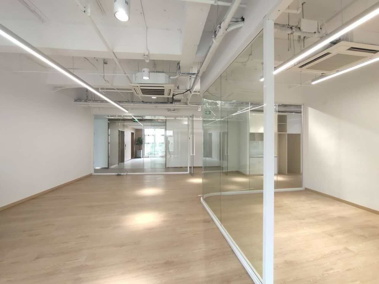 新都汇康定坊（趣办康定路）静安 新都汇康定坊（趣办康定路） 345平米 精装修