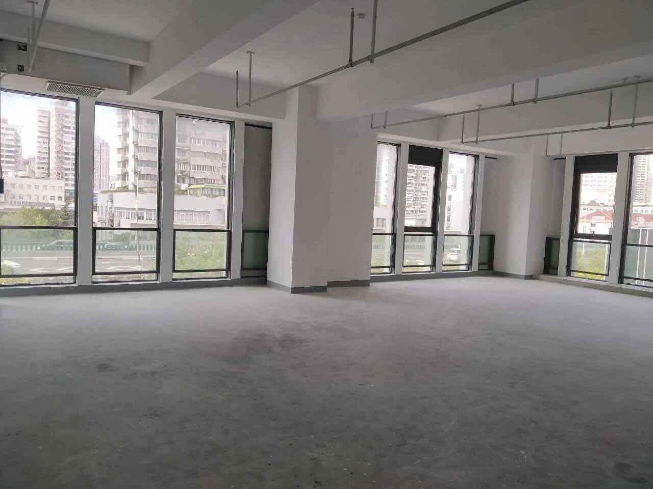 嘉地中心257平米办公室出租_10.30元/m²/天