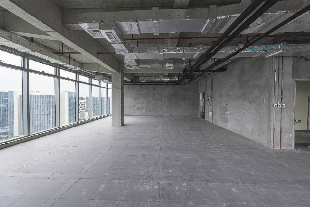 长宁 虹桥中骏广场 235平米 简装修